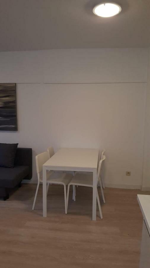 Central Appartment 2 Bedrooms Bruxelles Esterno foto